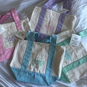 🆕🩵🩷💜💚 Trader Joes Pastel Mini Tote 4 Color Set